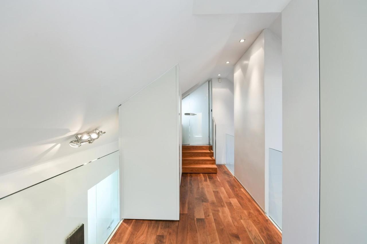 Luxury Central Penthouse With Sauna, Terrace, 250M2, 5Bdrm, 3Bthrm Prague Extérieur photo