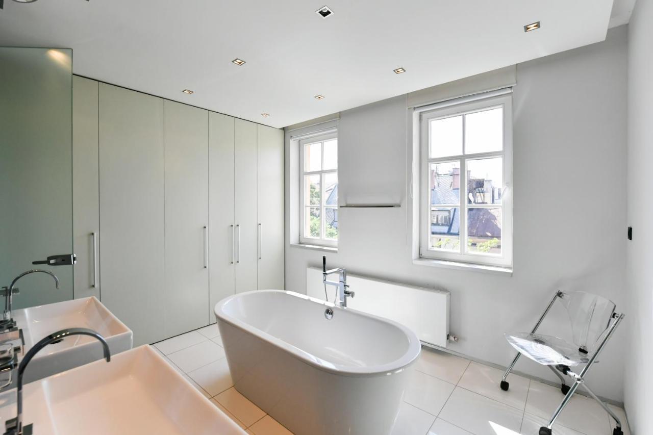 Luxury Central Penthouse With Sauna, Terrace, 250M2, 5Bdrm, 3Bthrm Prague Extérieur photo
